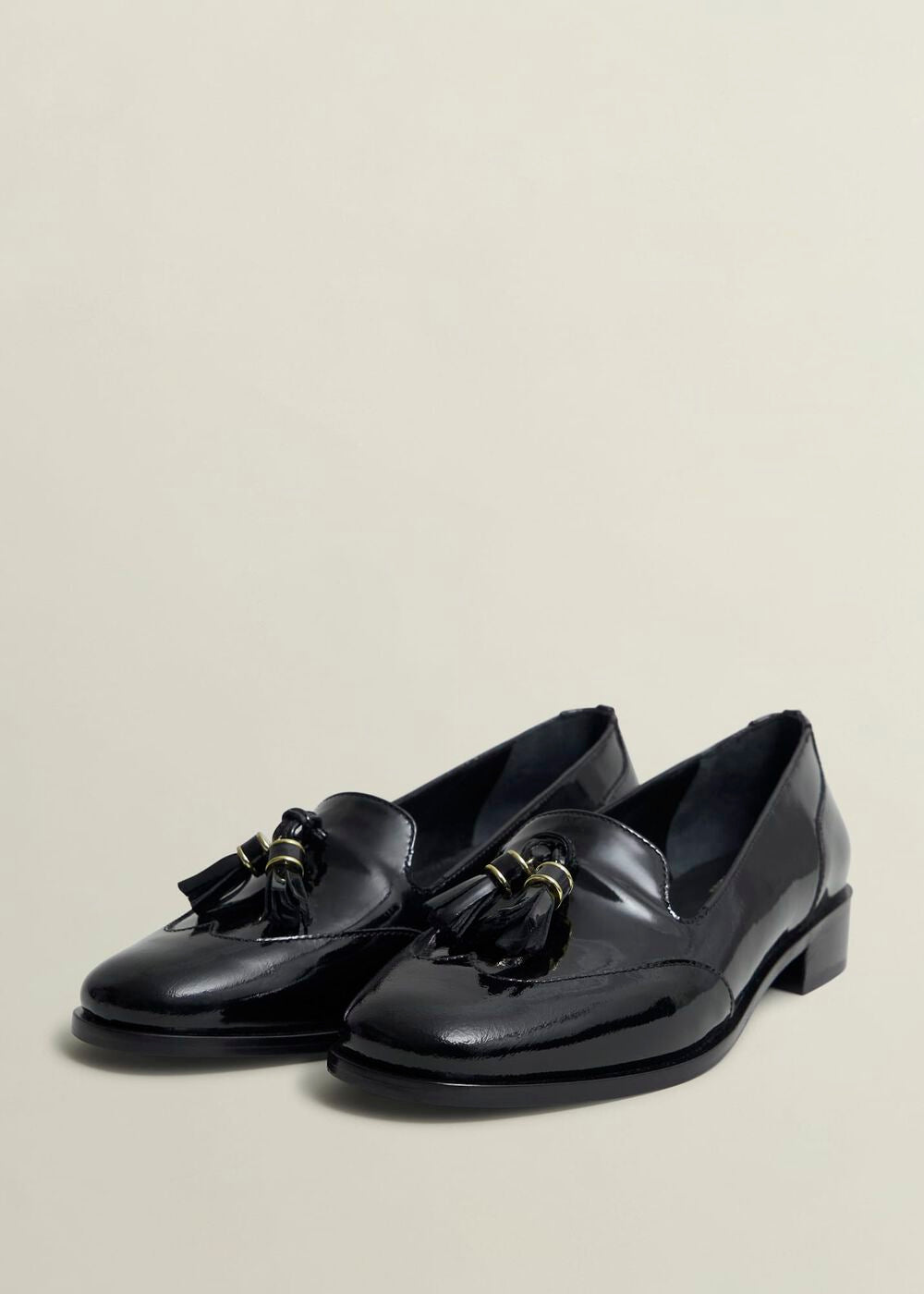 Women's Leather Loafers in Black view 2 | black loafers | SAVINTARI