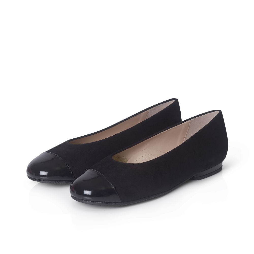 Women's Black Suede Ballet Flats in Black | black suede ballet flats | SAVINTARI