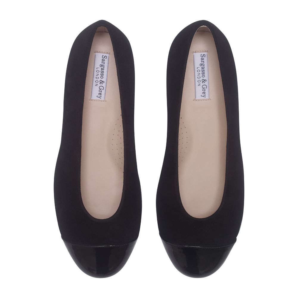 Women's Black Suede Ballet Flats in Black view 2 | black suede ballet flats | SAVINTARI