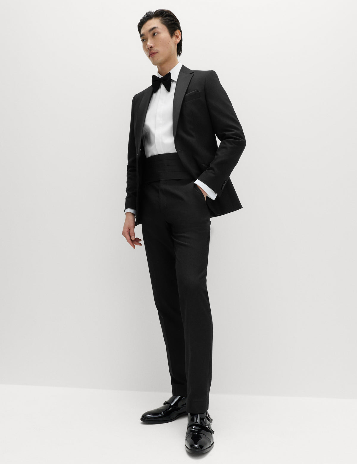 Men's Suit in Black view 6 | mens suit | SAVINTARI