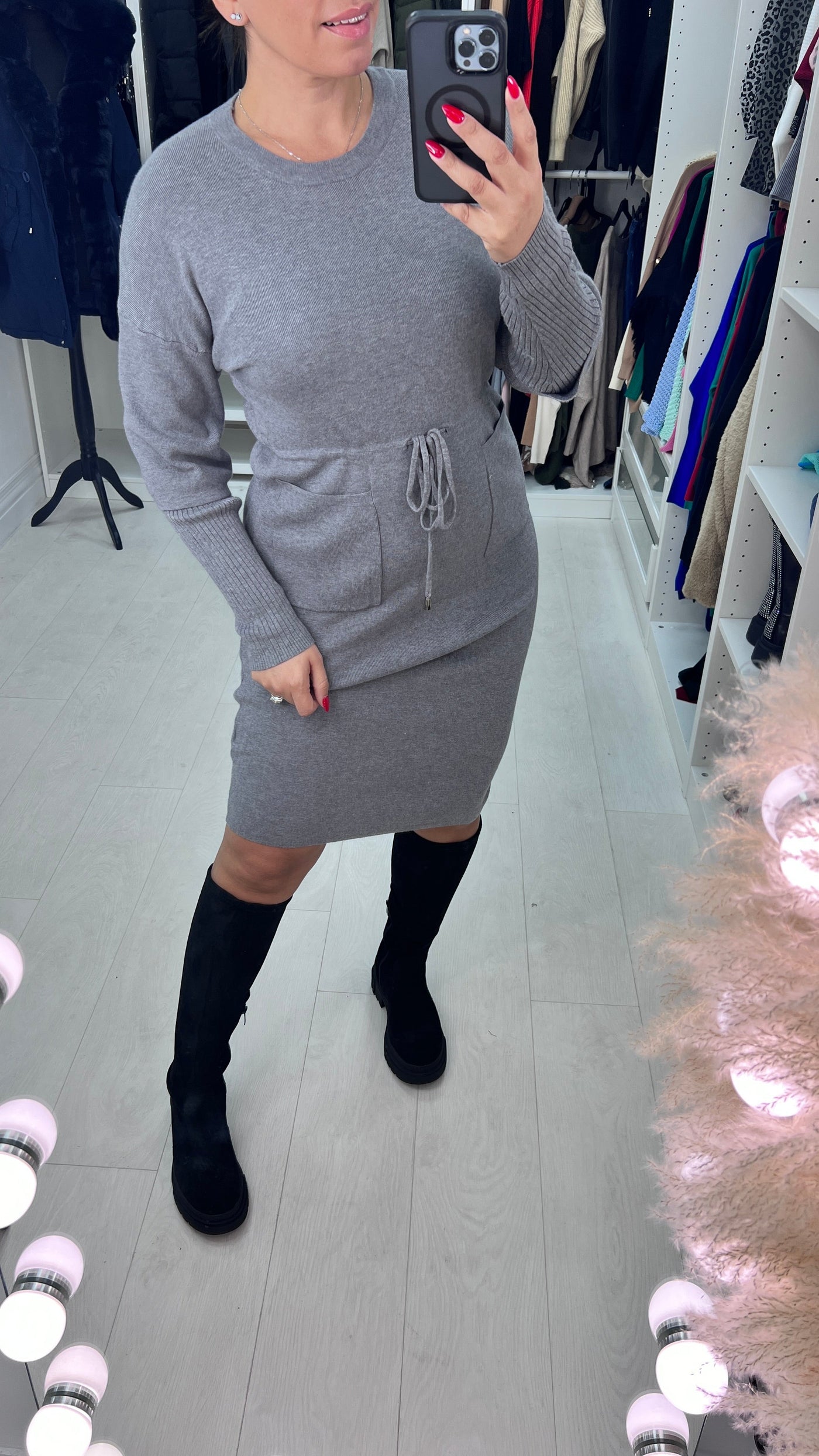 SAVINTARI Pebbles Plain Pocket Detailed Toggle Cinched Waist Knit Jumper Dress