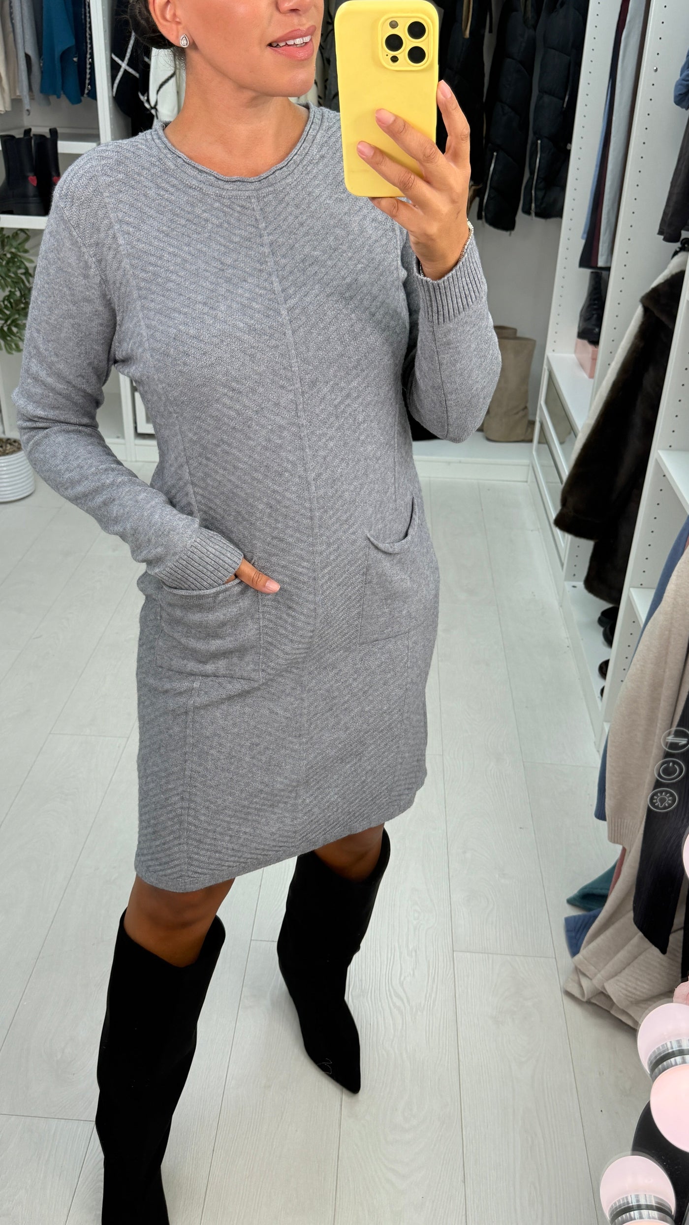 SAVINTARI Niamh Plain Pocket Front Jumper Dress