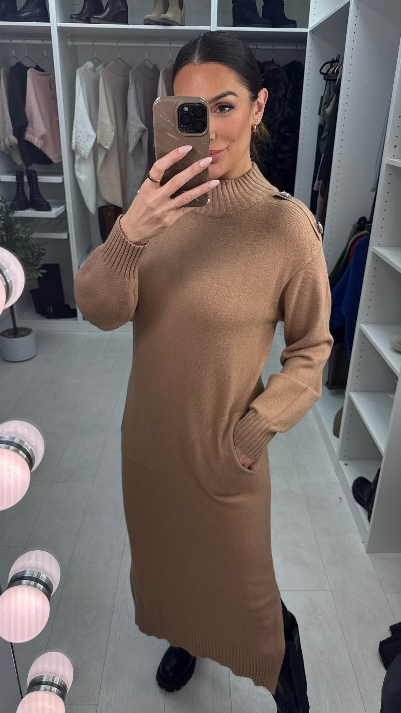 SAVINTARI Keliah Plain Heart Embellished Sleeve Jumper Dress
