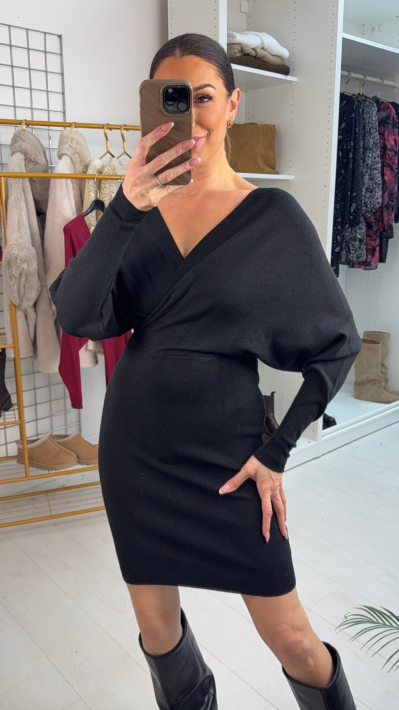 SAVINTARI Brielle Plain V Neck Midi Jumper Dress