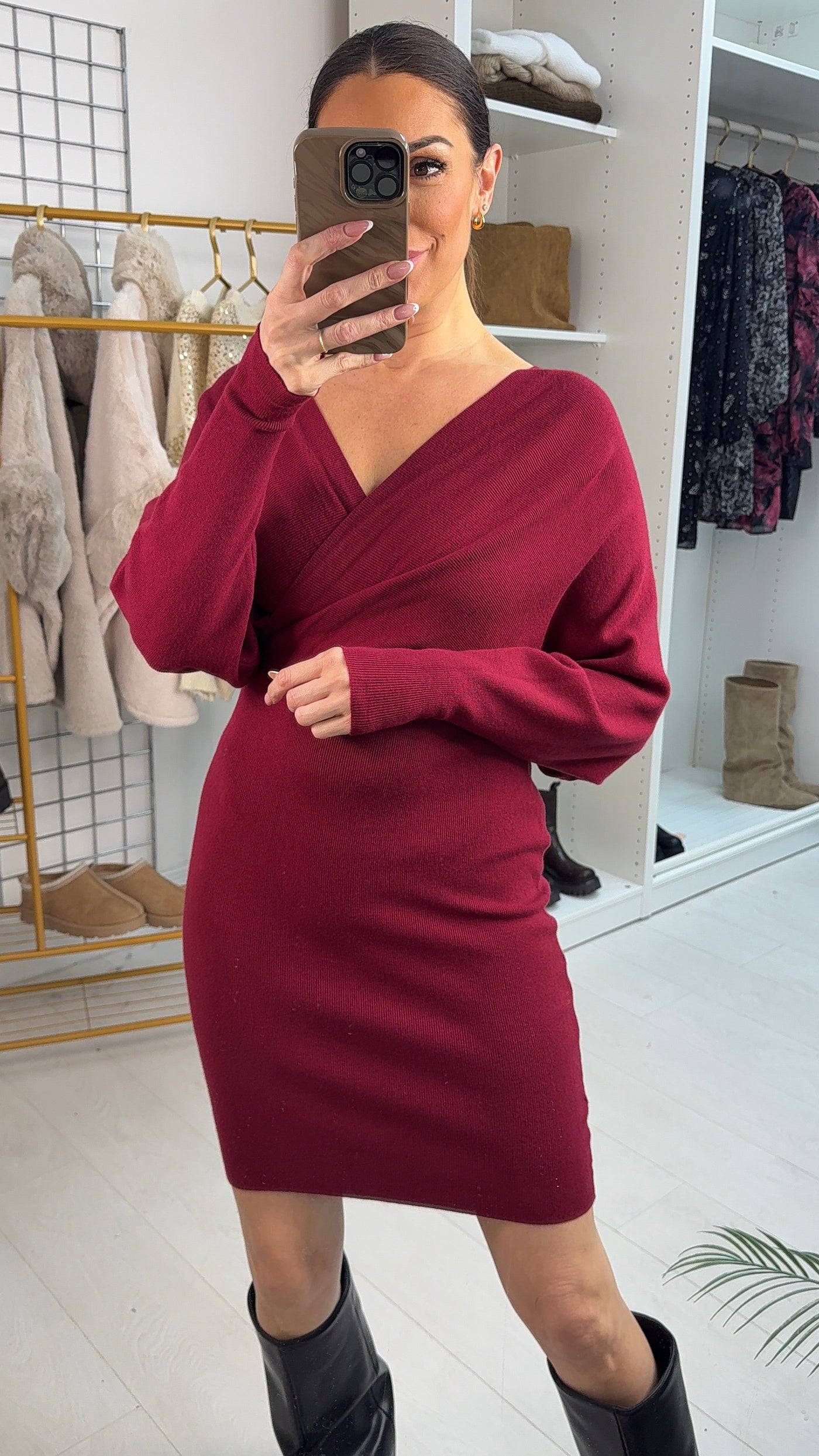 SAVINTARI Brielle Plain V Neck Midi Jumper Dress