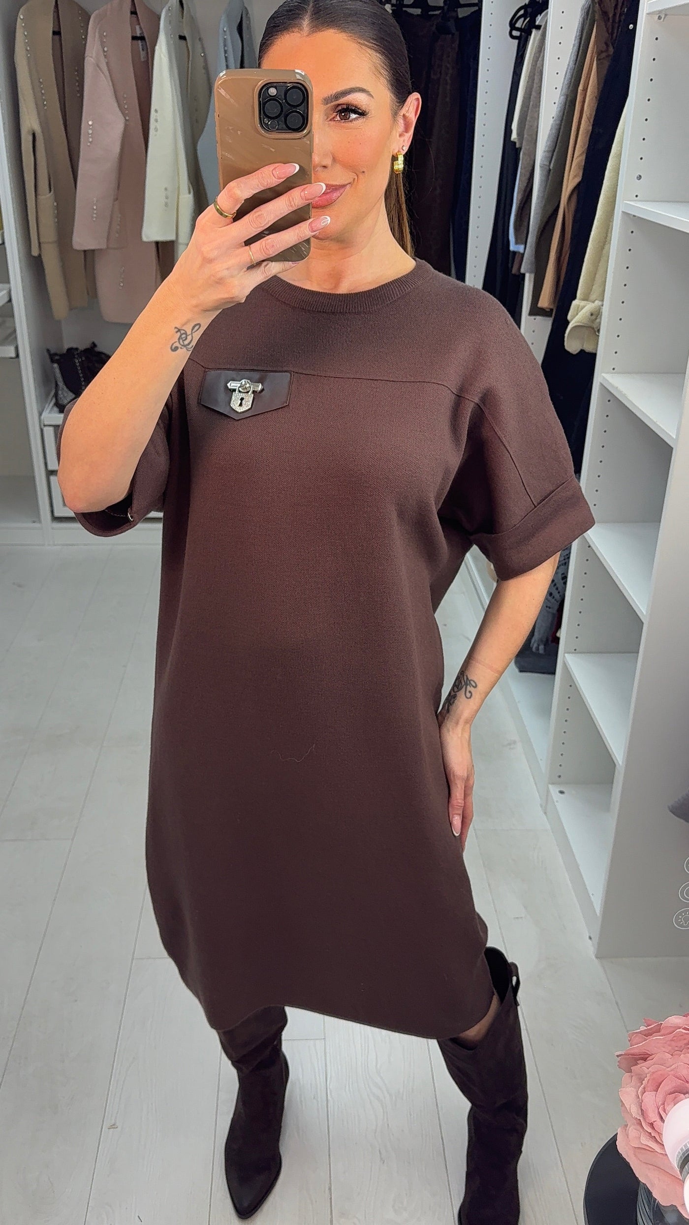 SAVINTARI Ryleigh Plain Pocket Detailed Jumper Dress