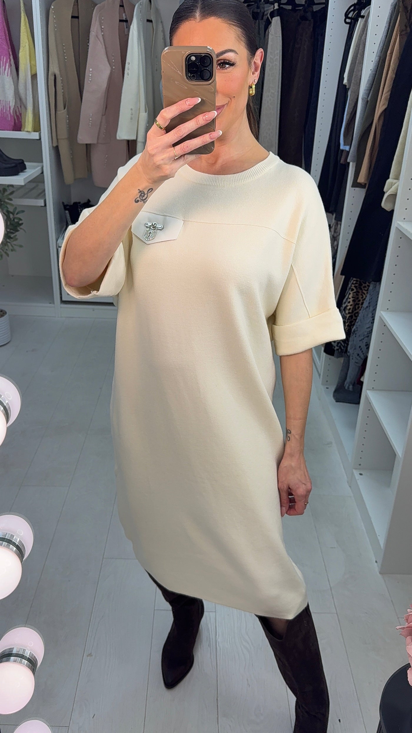 SAVINTARI Ryleigh Plain Pocket Detailed Jumper Dress