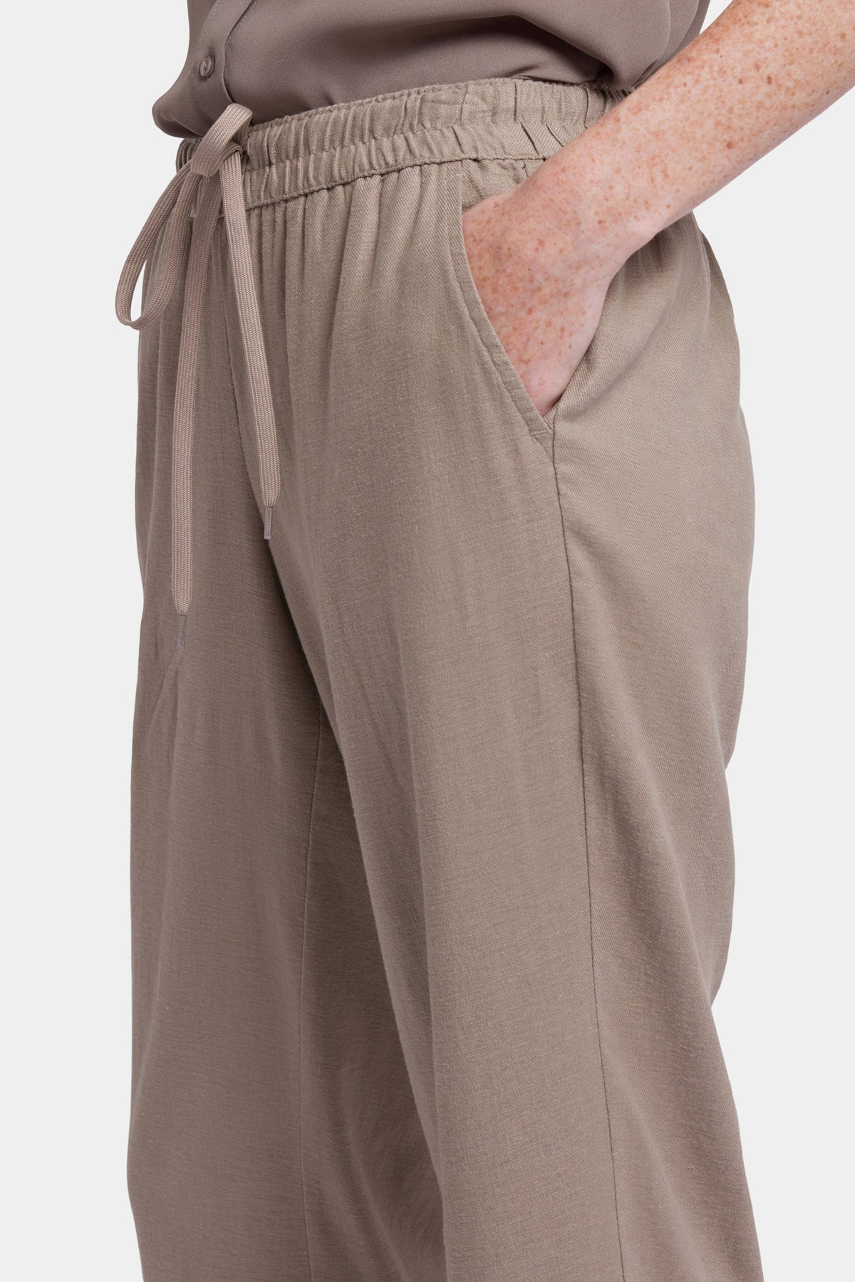 Relaxed Drawstring Pull-On Pants - Saddlewood - pull on trousers