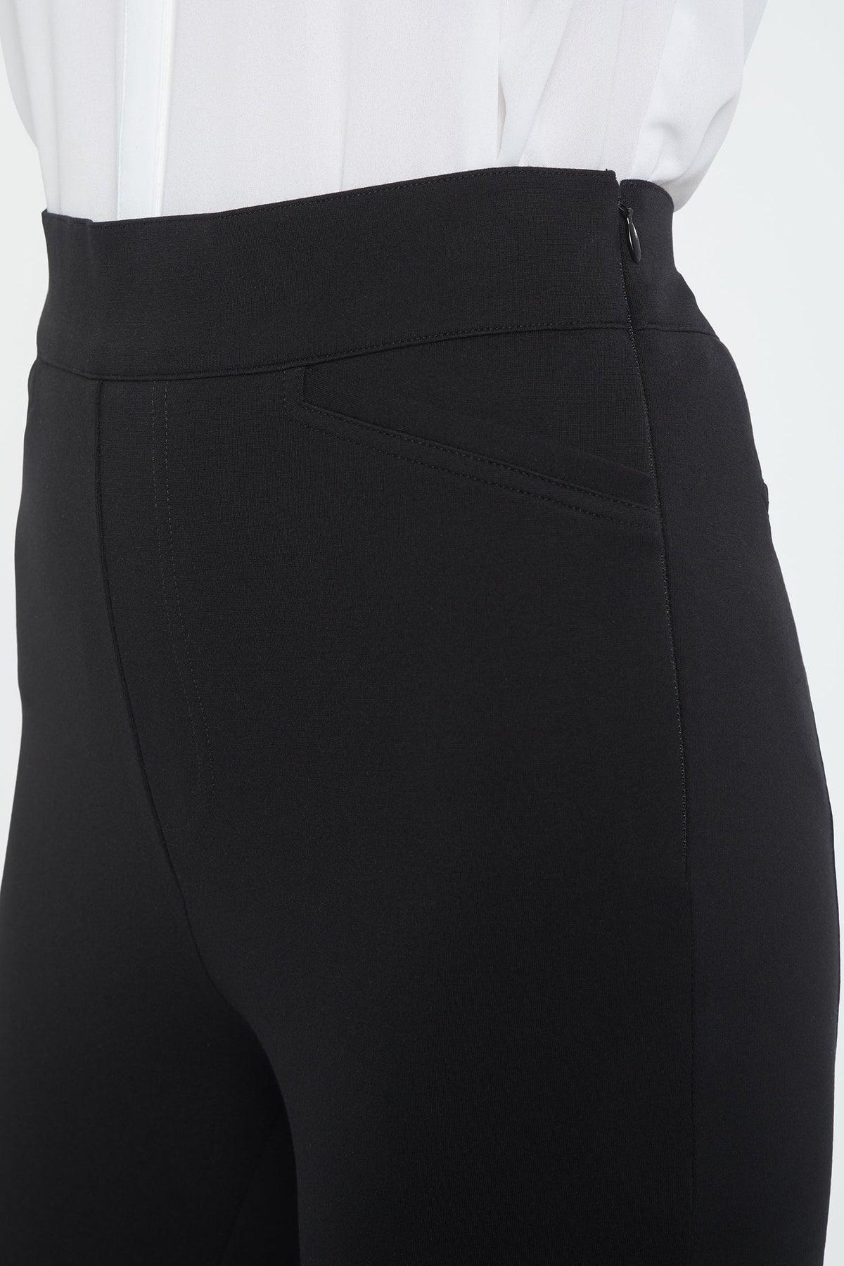 Pull-On Straight Crop Pants - Black - straight leg trousers