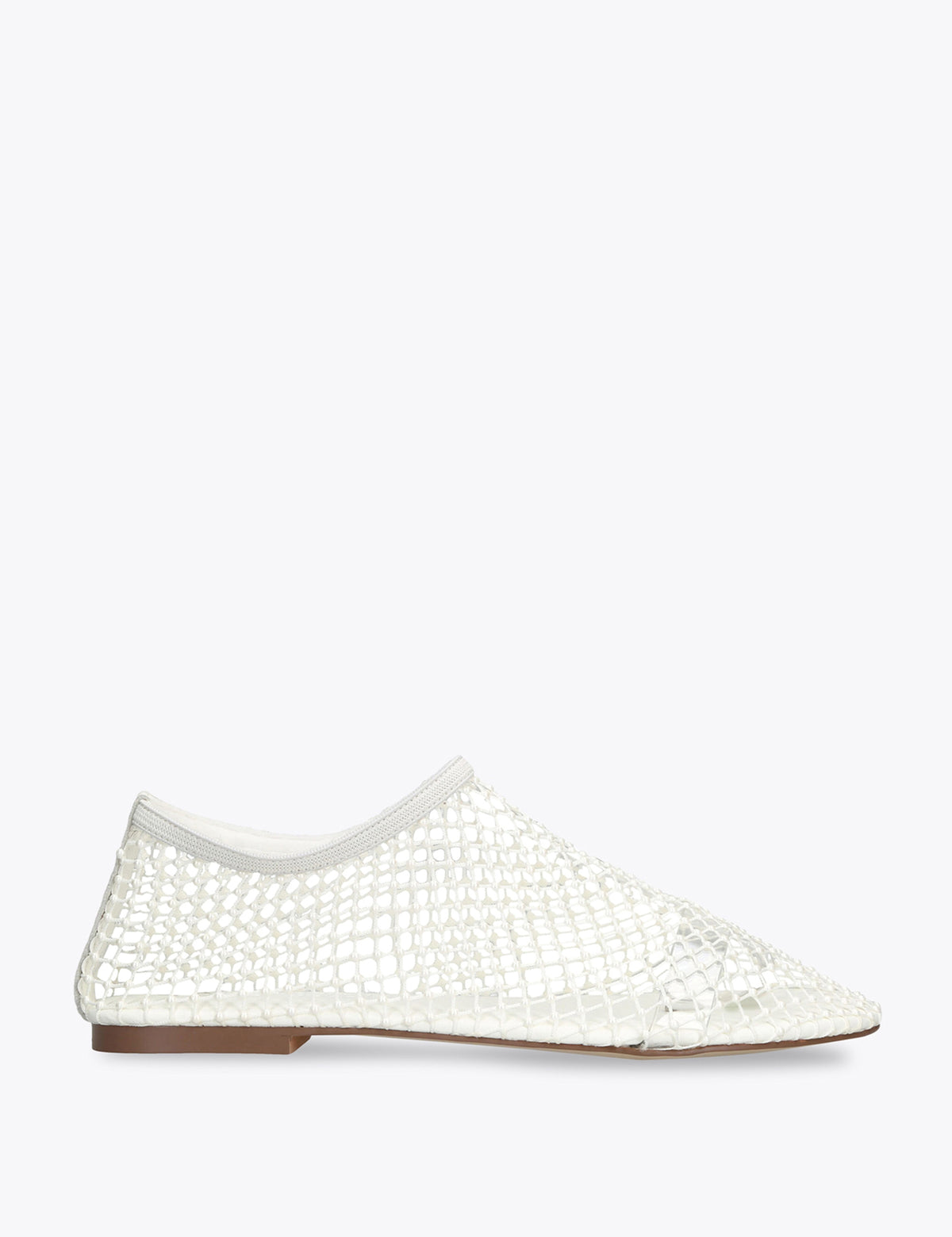 Women's Ballet Flats in White | ballet flats | SAVINTARI