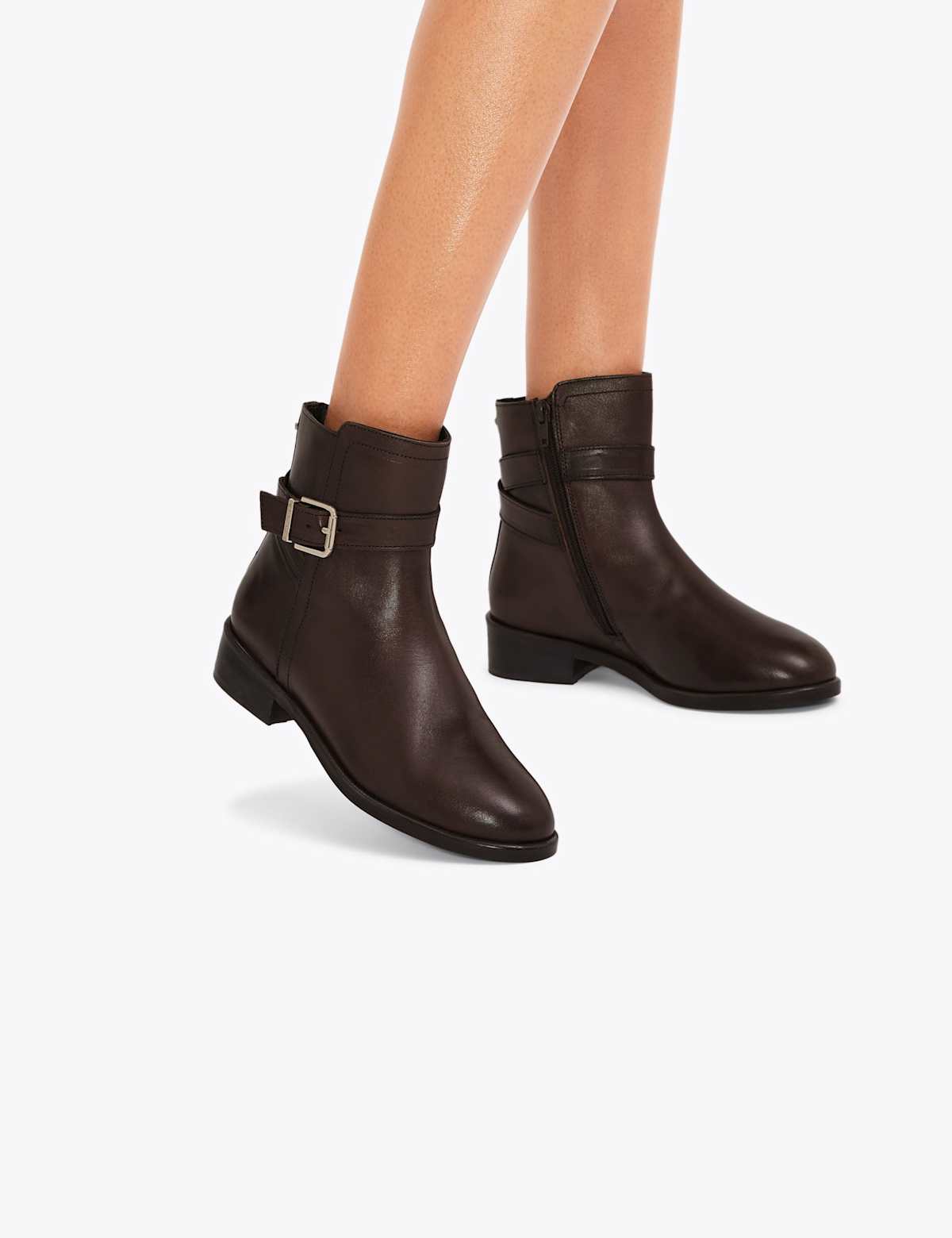 Women's Leather Buckle Flat Ankle Boots - Black | SAVINTARI