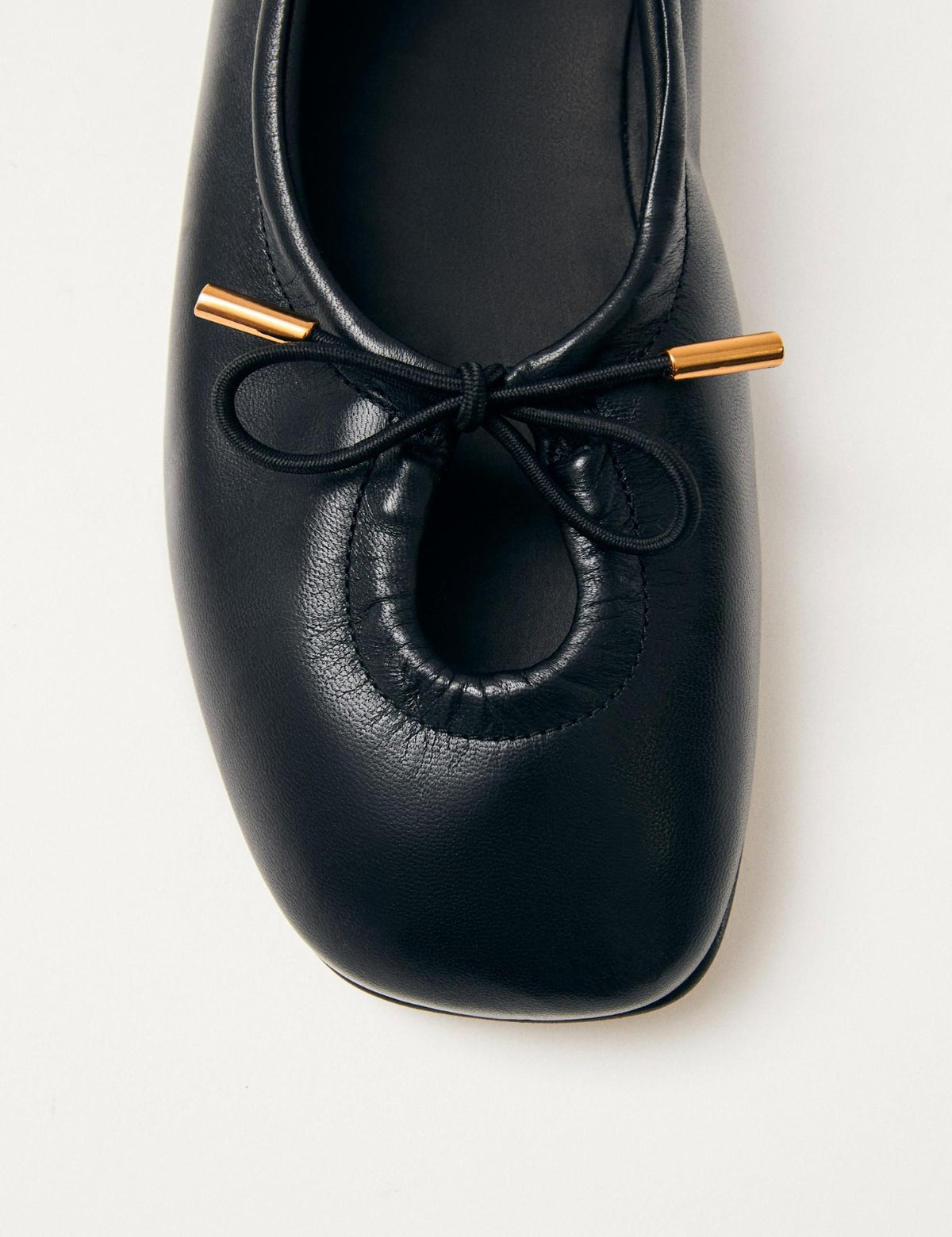 Women's Ballet Flats in Black view 5 | ballet flats | SAVINTARI