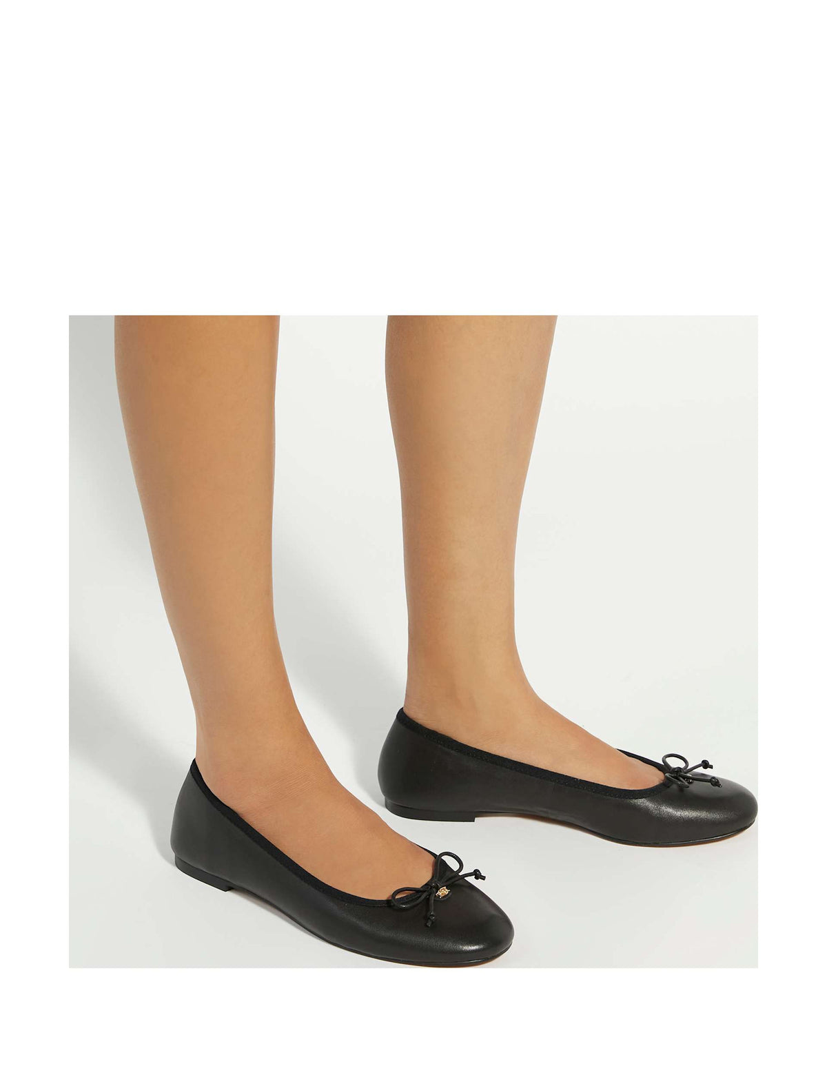 Women's Ballet Flats in Black view 6 | ballet flats | SAVINTARI