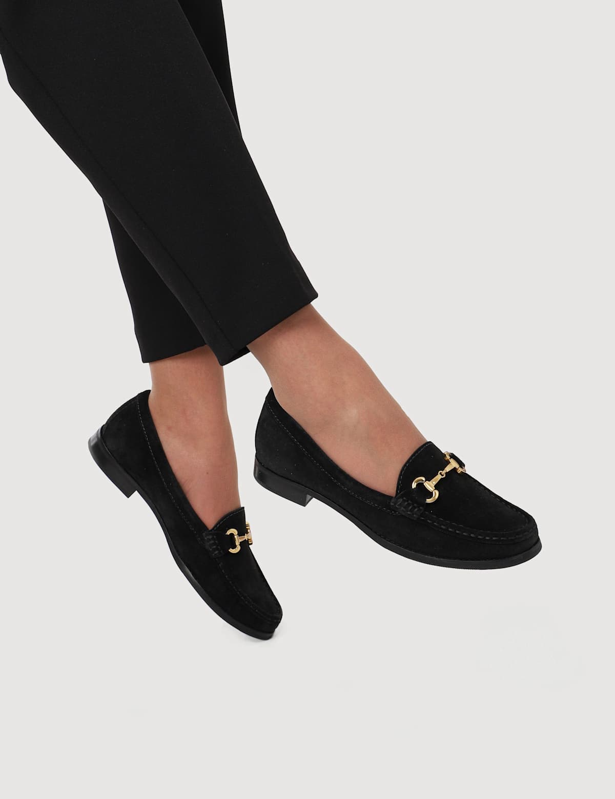 Women's Leather Block Heel Loafers - Black Mix | SAVINTARI