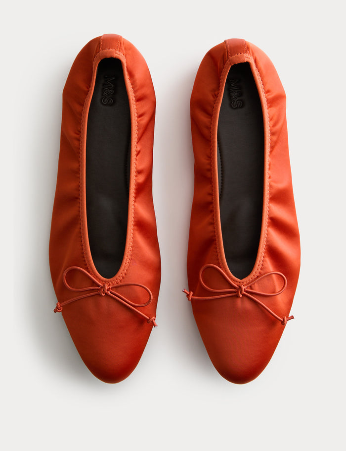 Ballet Flats · Orange