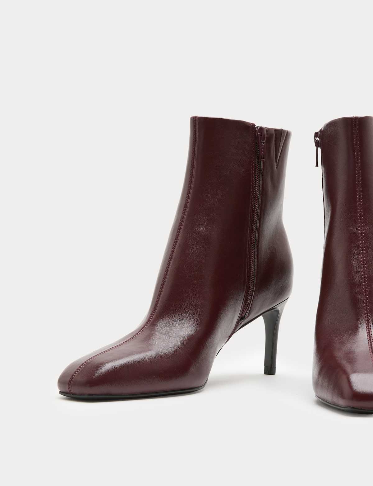 Women's Stiletto Heel Chisel Toe Ankle Boots - Black | SAVINTARI