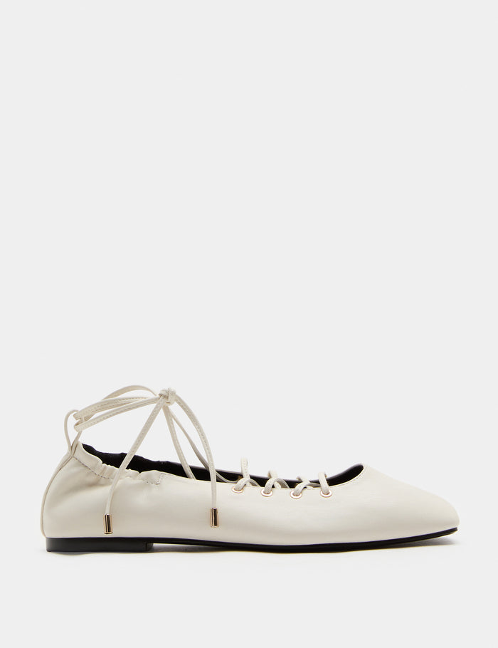 Ballet Flats · White