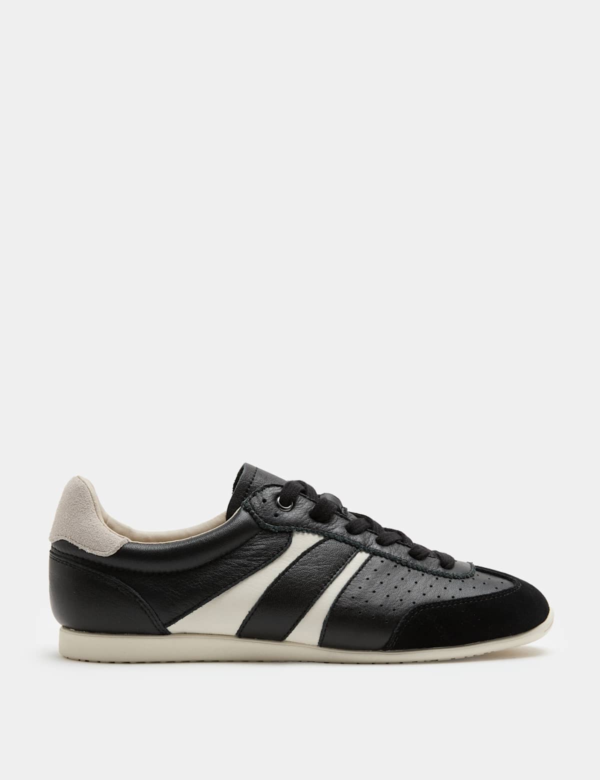 Women's Leather Retro Side Detail Trainers - Cream | womens trainers | SAVINTARI