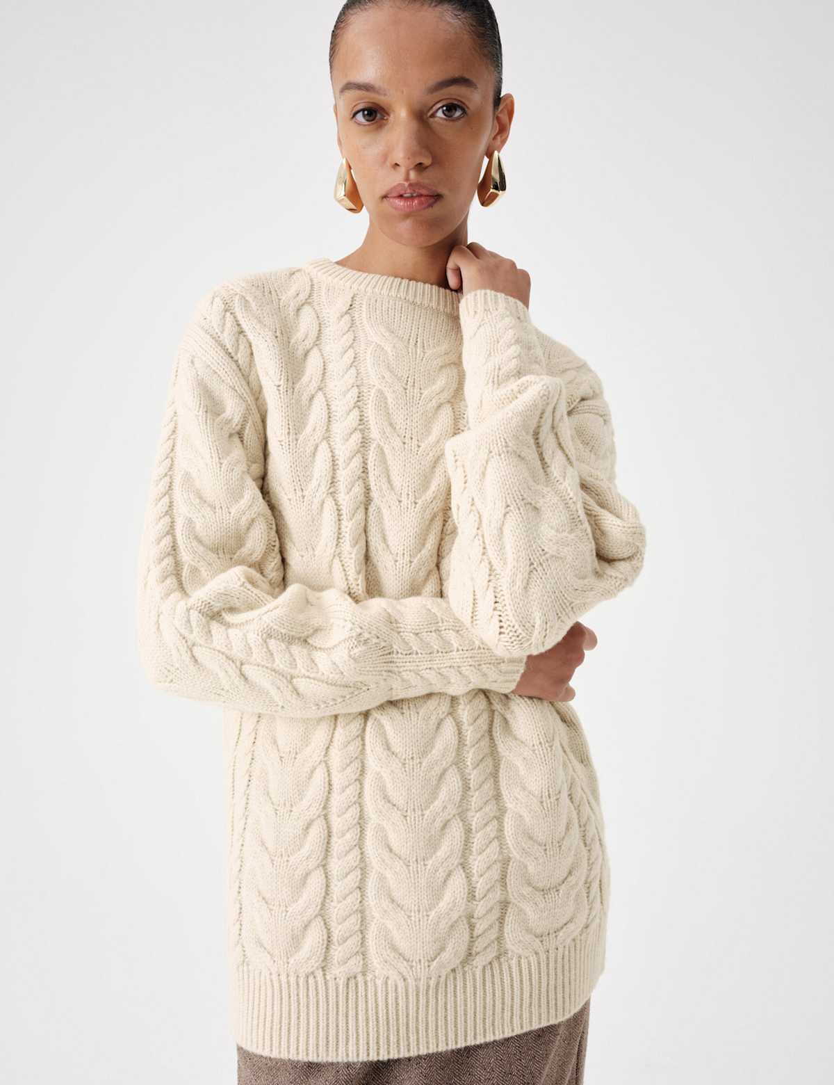 Women's Wool Blend Cable Knit Jumper with Detachable Roll Neck - Cream | womens jumper | SAVINTARI