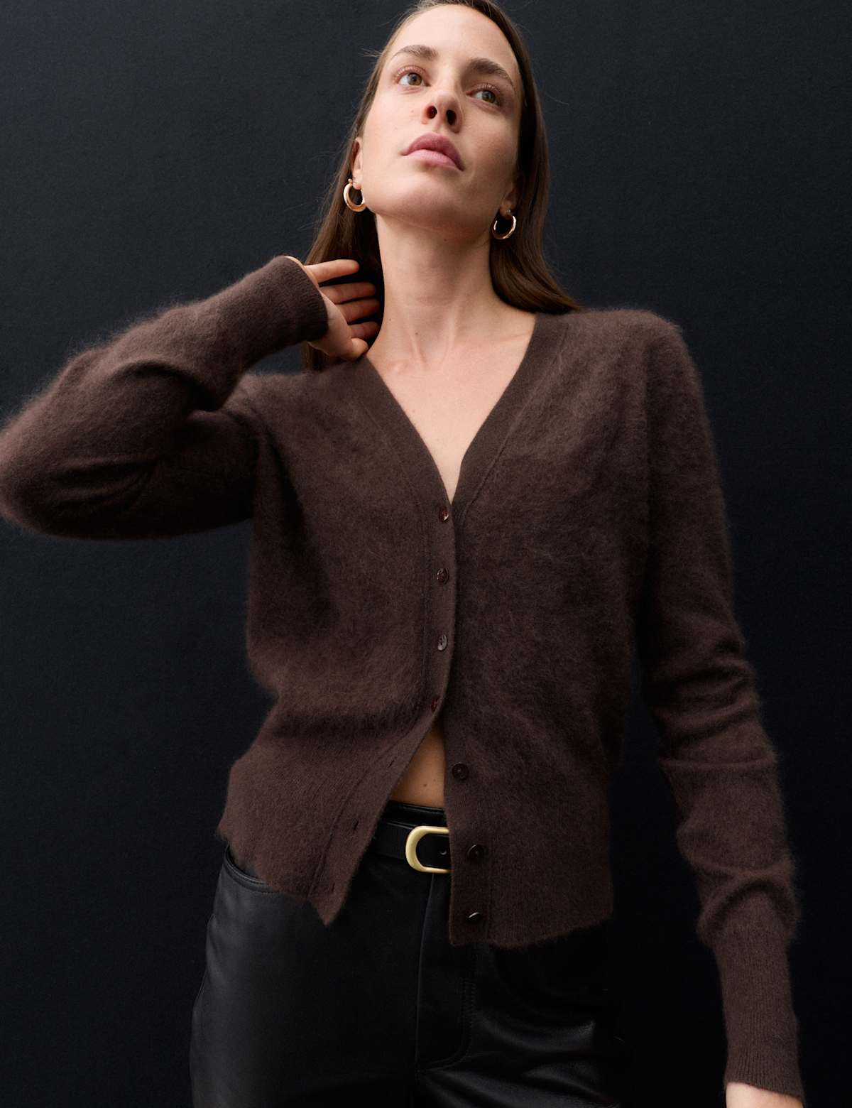 Women's Brushed Pure Cashmere V Neck Slim Cardigan - Black | cardigan | SAVINTARI