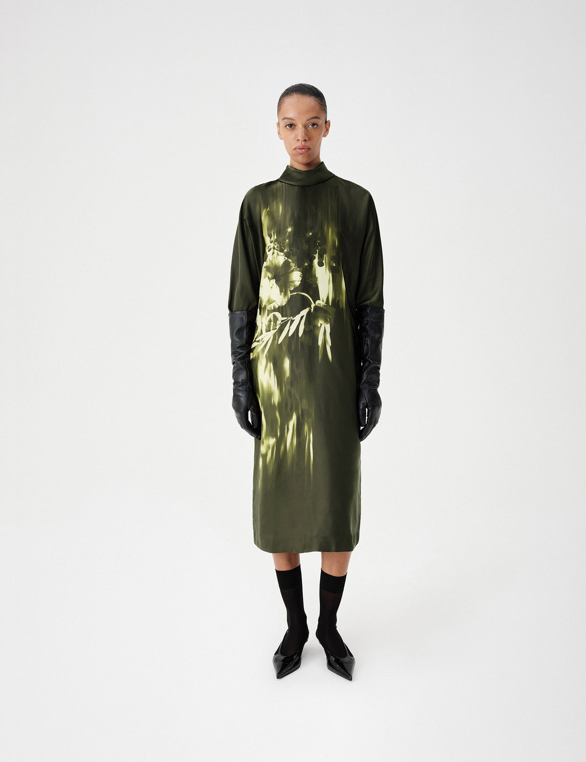 Women's Cocktail Dress in Black view 3 | cocktail dress | SAVINTARI