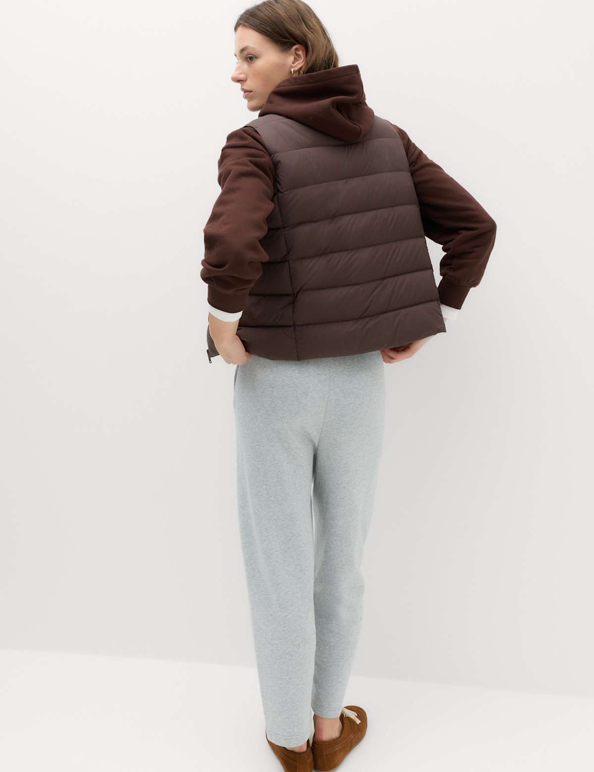 Women's Padded Feather and Down Gilet - Black | gilet | SAVINTARI
