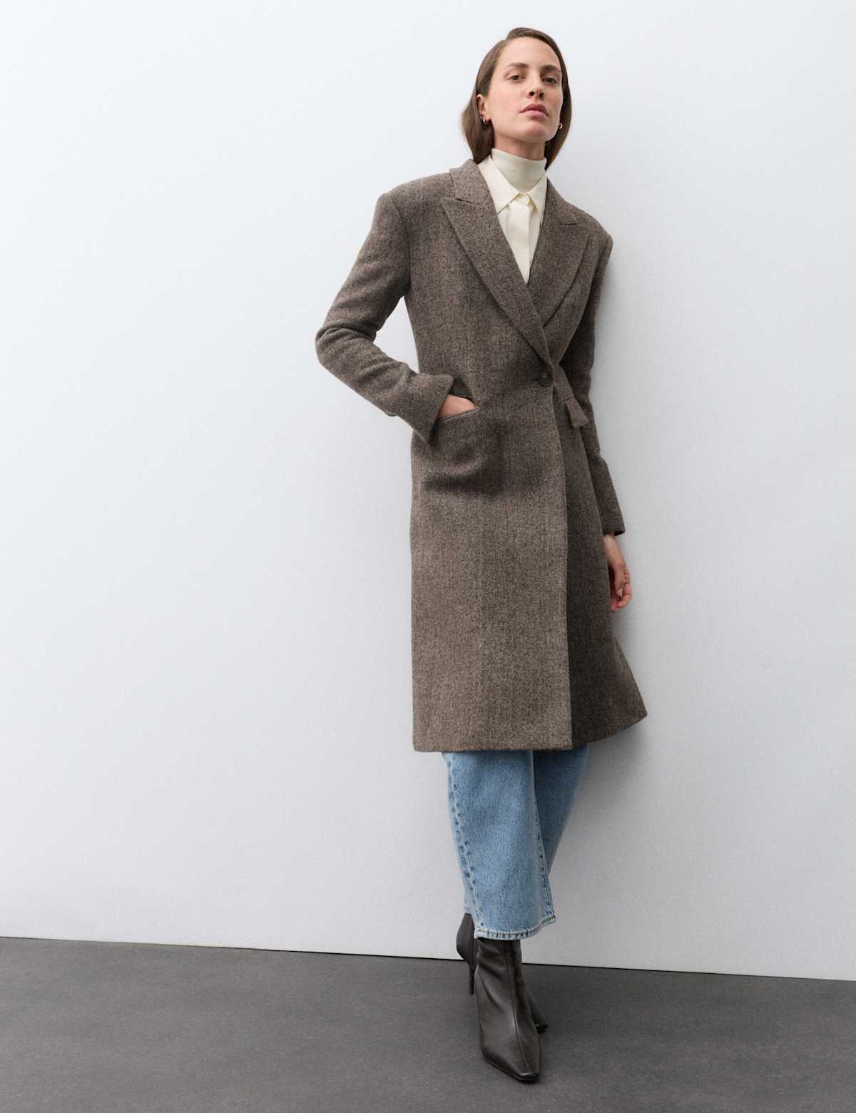 Women's Wool Rich Herringbone Tailored Coat - Camel | womens coats | SAVINTARI