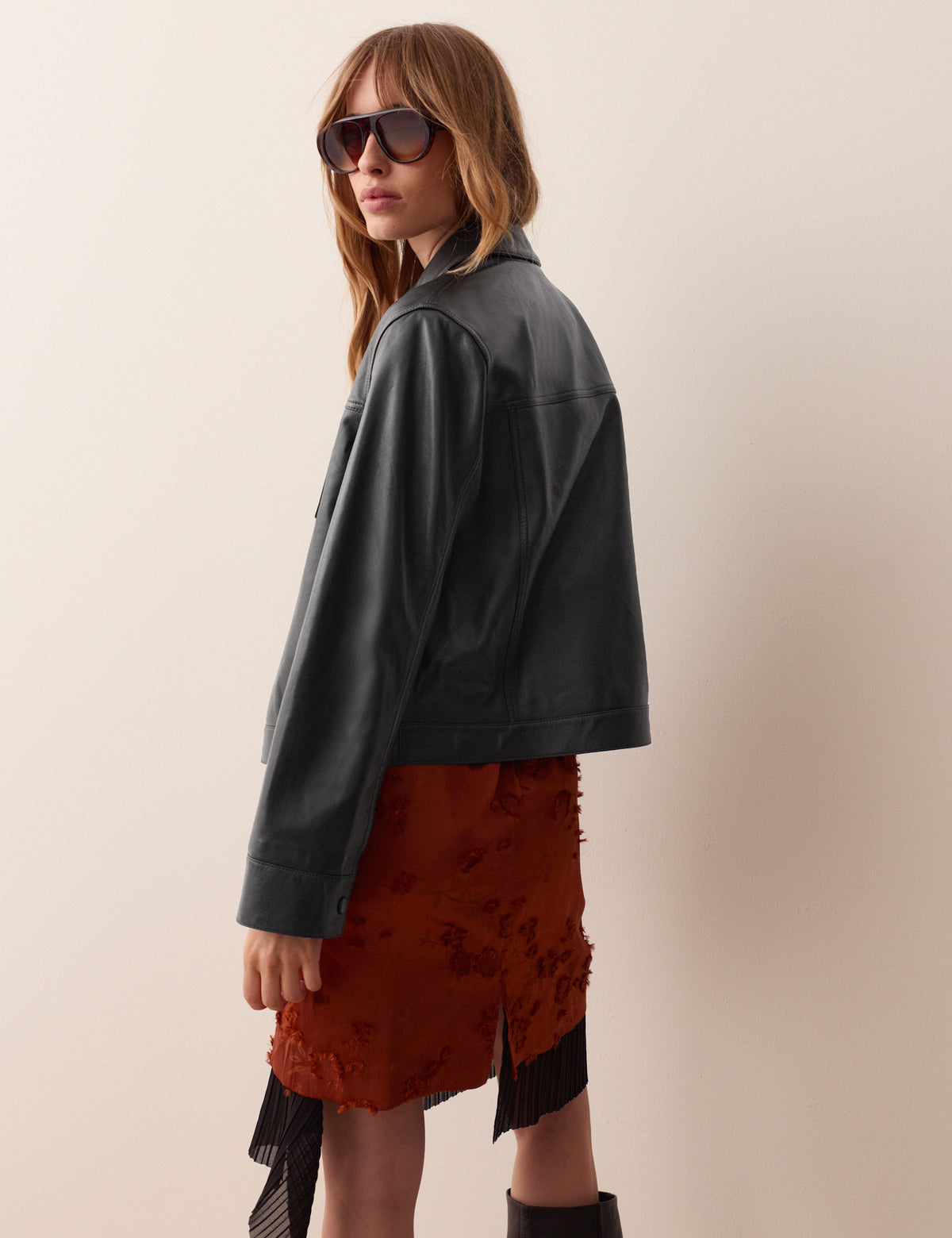 Women's Leather Jacket in Black view 6 | leather jacket | SAVINTARI