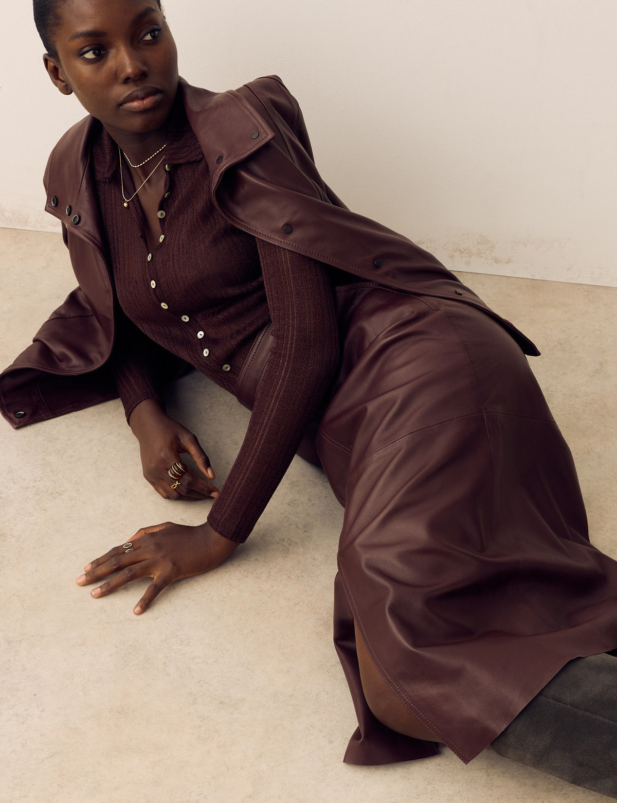 Women's Leather Skirt in Brown view 6 | leather skirt | SAVINTARI
