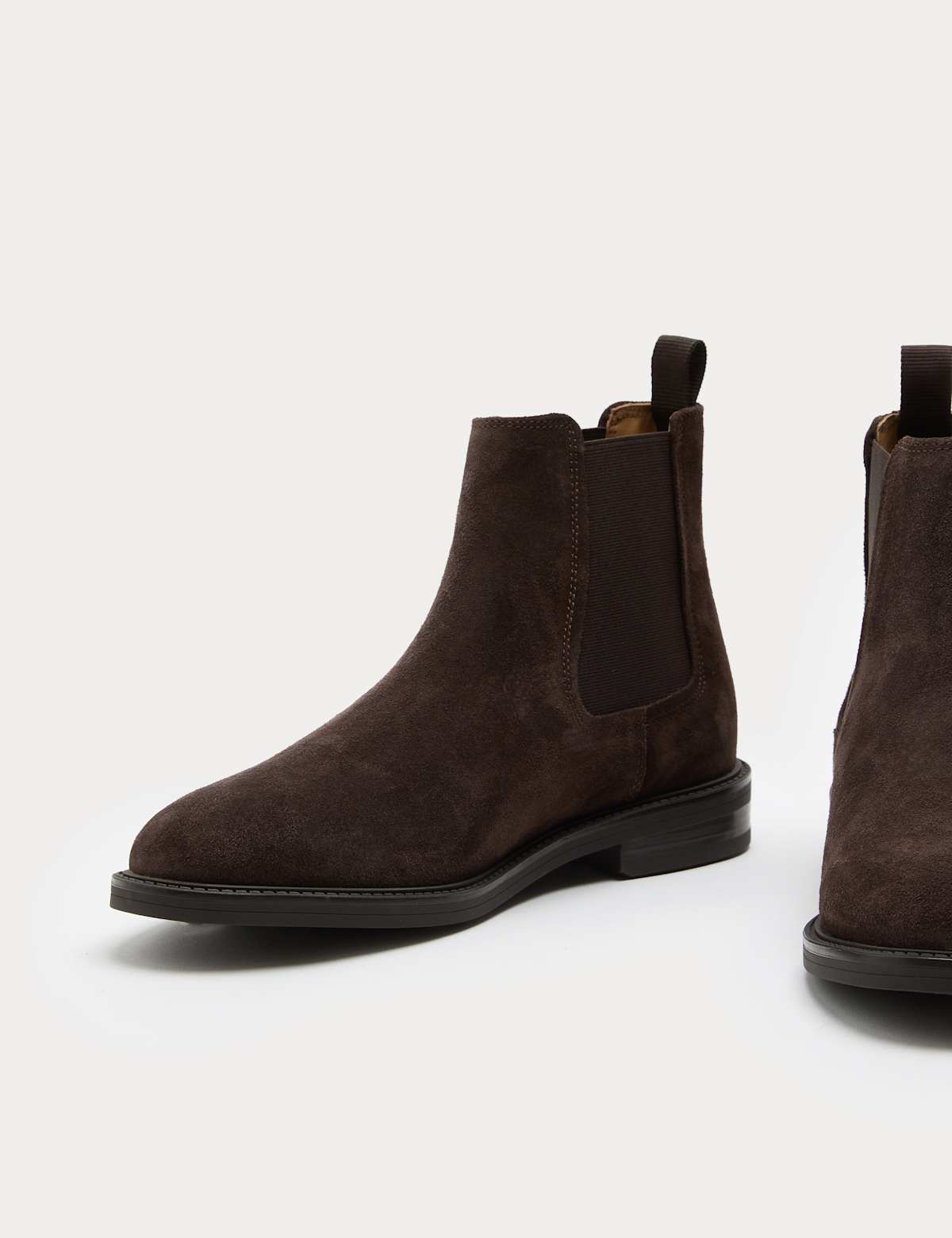 Men's Suede Chelsea Boots - Dark Brown | SAVINTARI