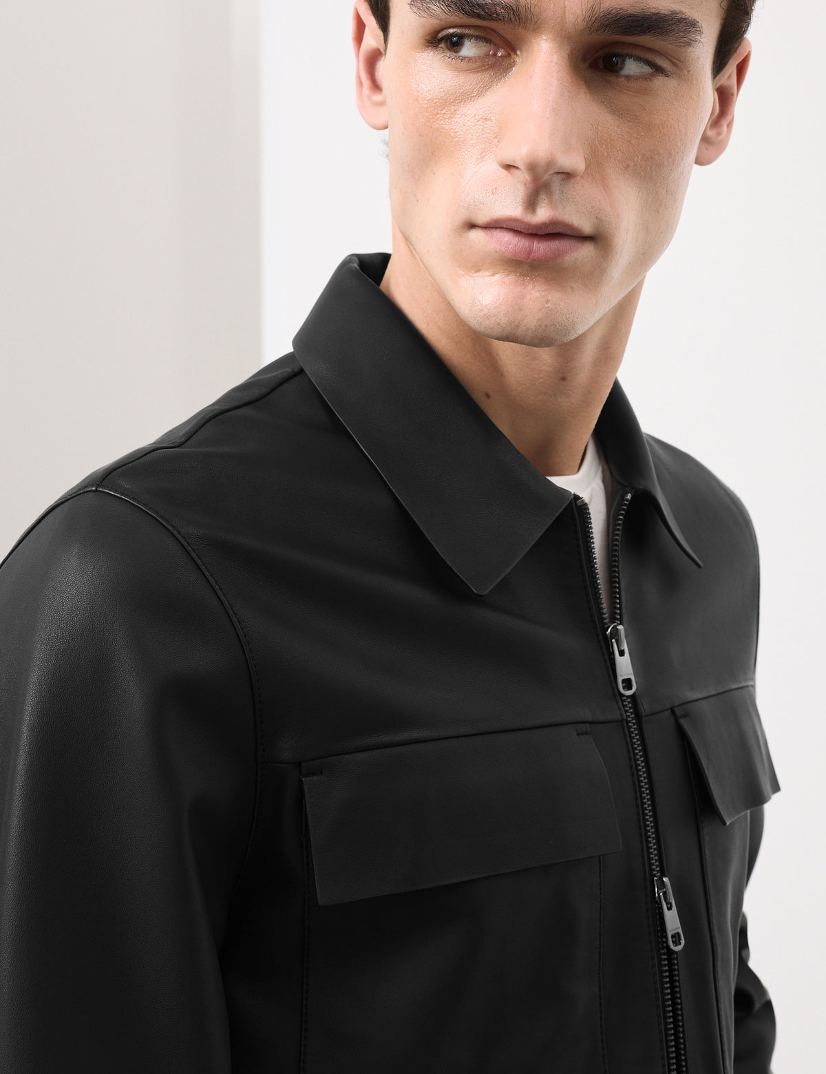 Men's Leather Jacket in Black view 3 | leather jacket | SAVINTARI