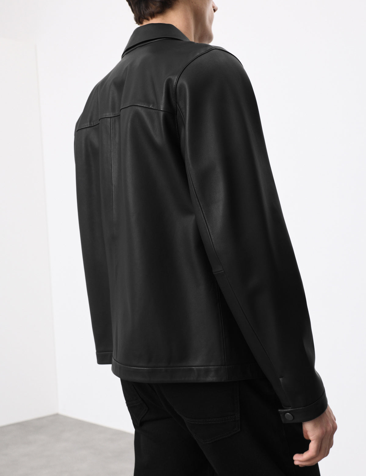 Men's Leather Jacket in Black view 6 | leather jacket | SAVINTARI