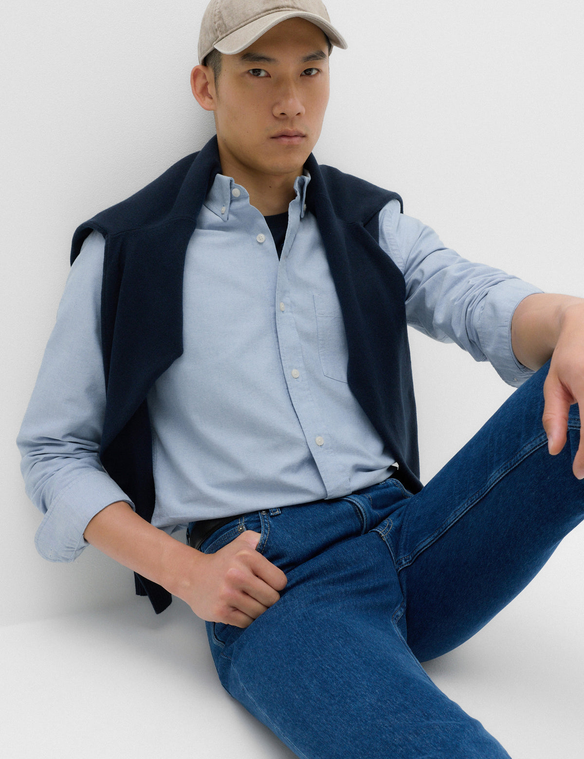 Men's Shirt in Black view 6 | mens shirt | SAVINTARI