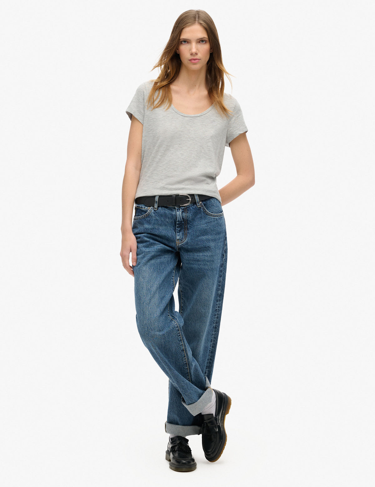 Women's T-Shirt in Grey view 4 | t shirt | SAVINTARI